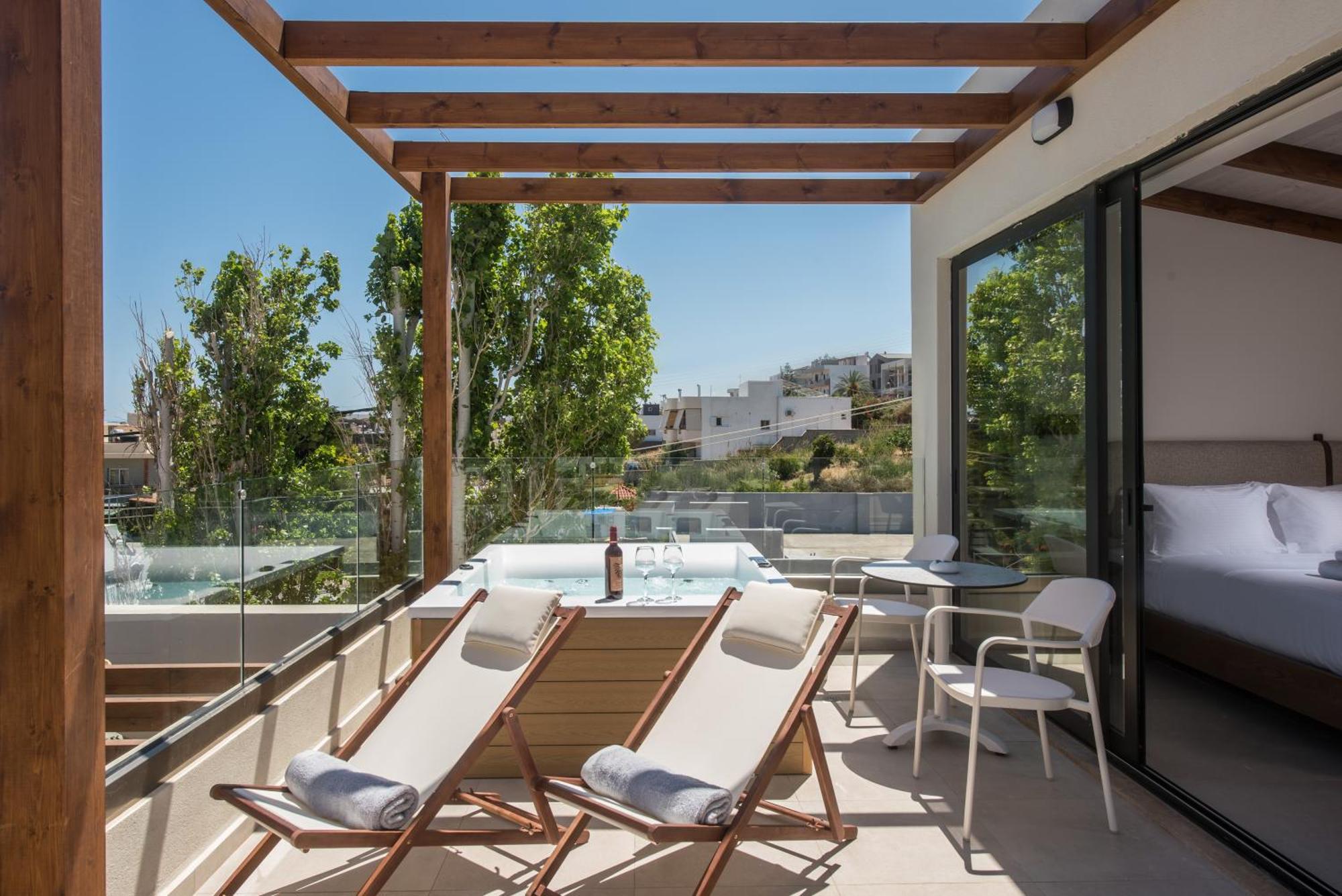 Vaya By Omilos Aparthotel 4*